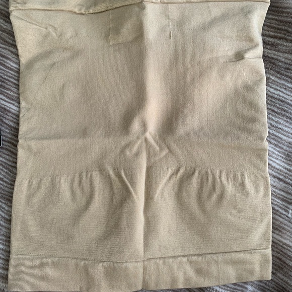 Julie France ultralight Shapewear - Small - Picture 7 of 9